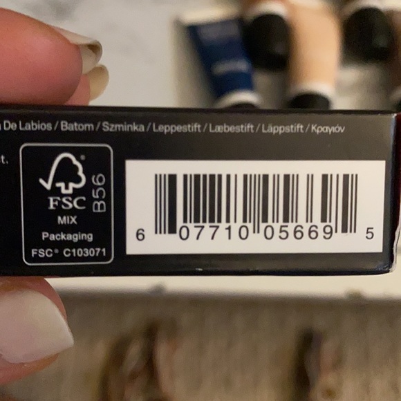 New Bundle of 3 Smashbox Be Legendary Lip Stick - Picture 3 of 5